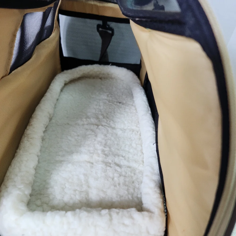 Dog carrier